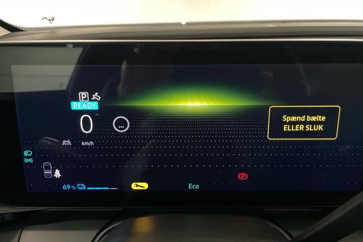 Grå Renault Megane E-Tech fra 2023