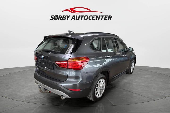 Grå BMW X1 fra 2019