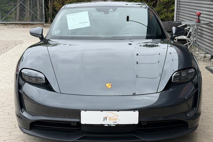 Grå Porsche Taycan fra 2022
