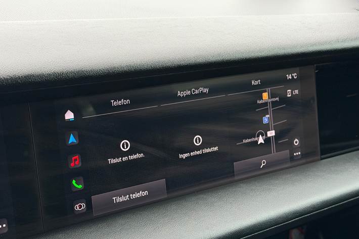 Grå Porsche Taycan fra 2022