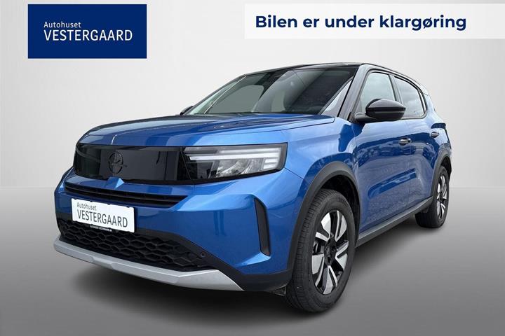 Blå Opel Frontera fra 2025 set udefra