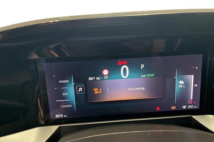 Grå Opel Mokka-e fra 2025