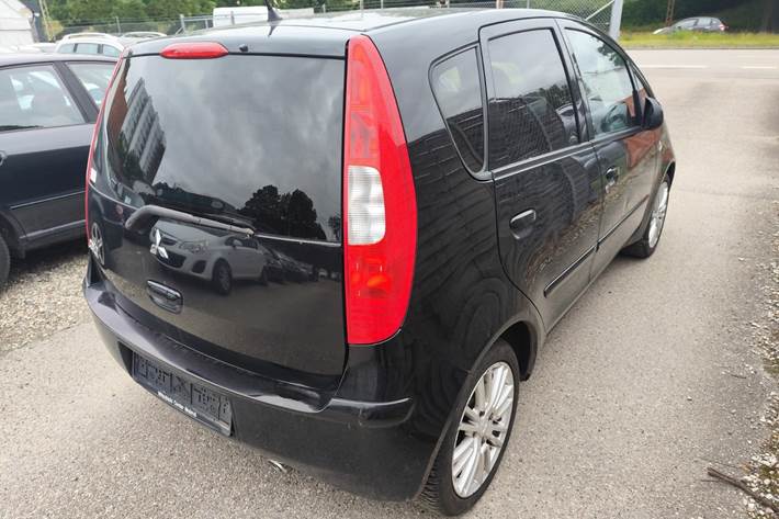 undefined Mitsubishi Colt fra 2006