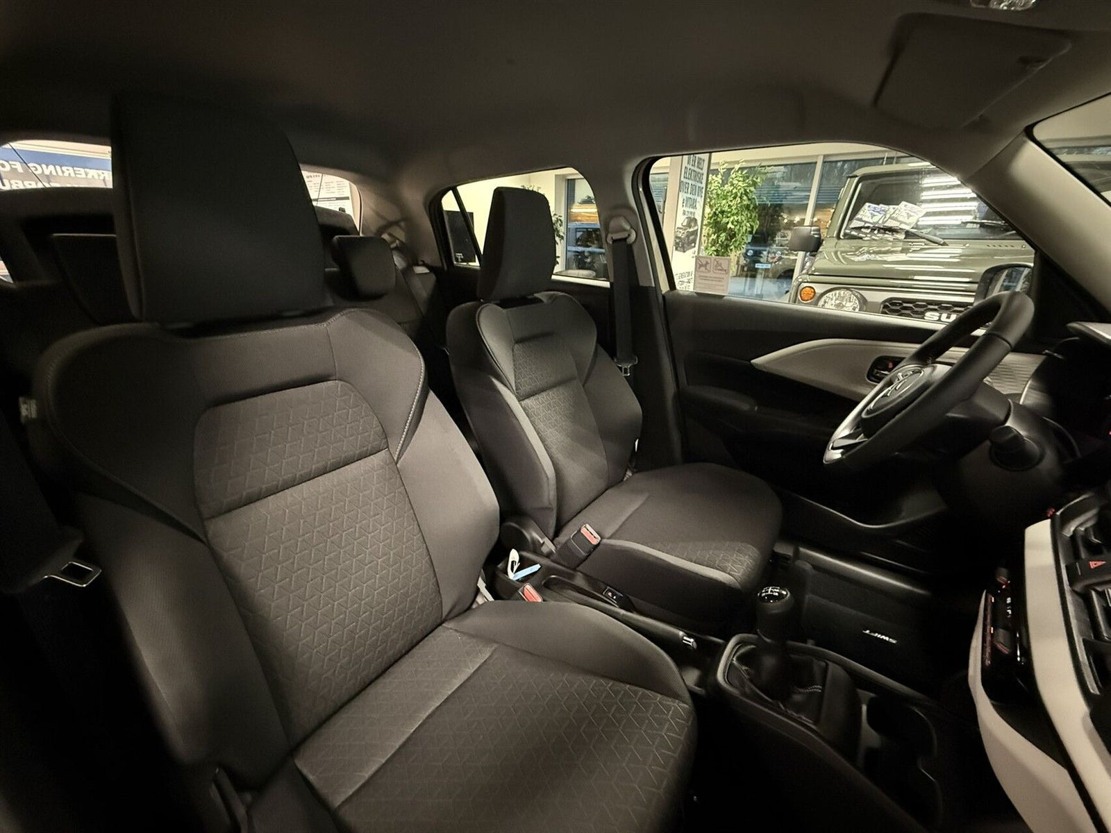 Grå Suzuki Swift fra 2026