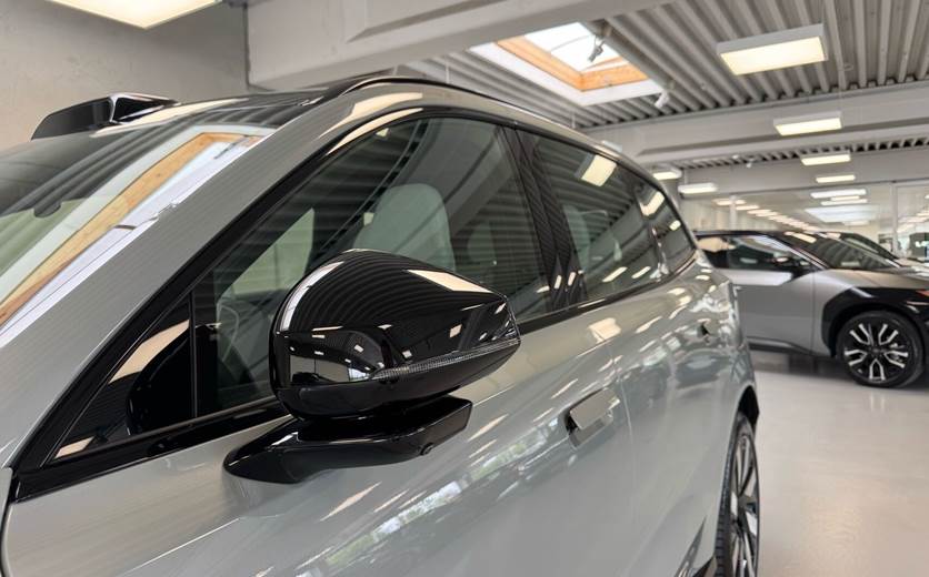 Volvo EX90