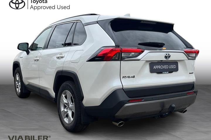 Hvid Toyota RAV4 fra 2020