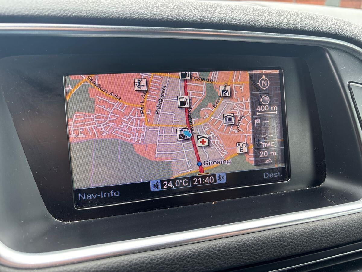 Grå Audi Q5 fra 2012