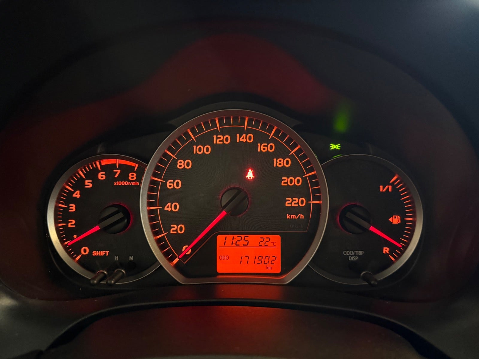 Sort Toyota Yaris fra 2012