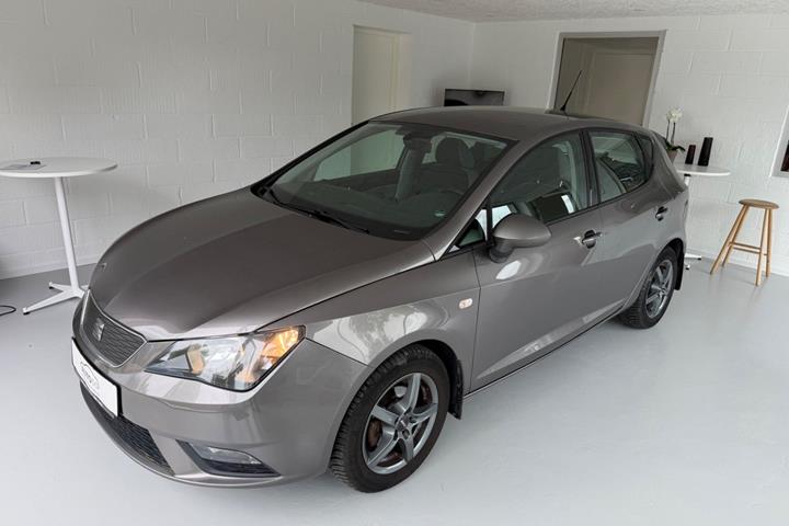 Grå Seat Ibiza fra 2016