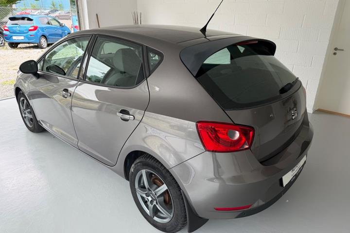 Grå Seat Ibiza fra 2016
