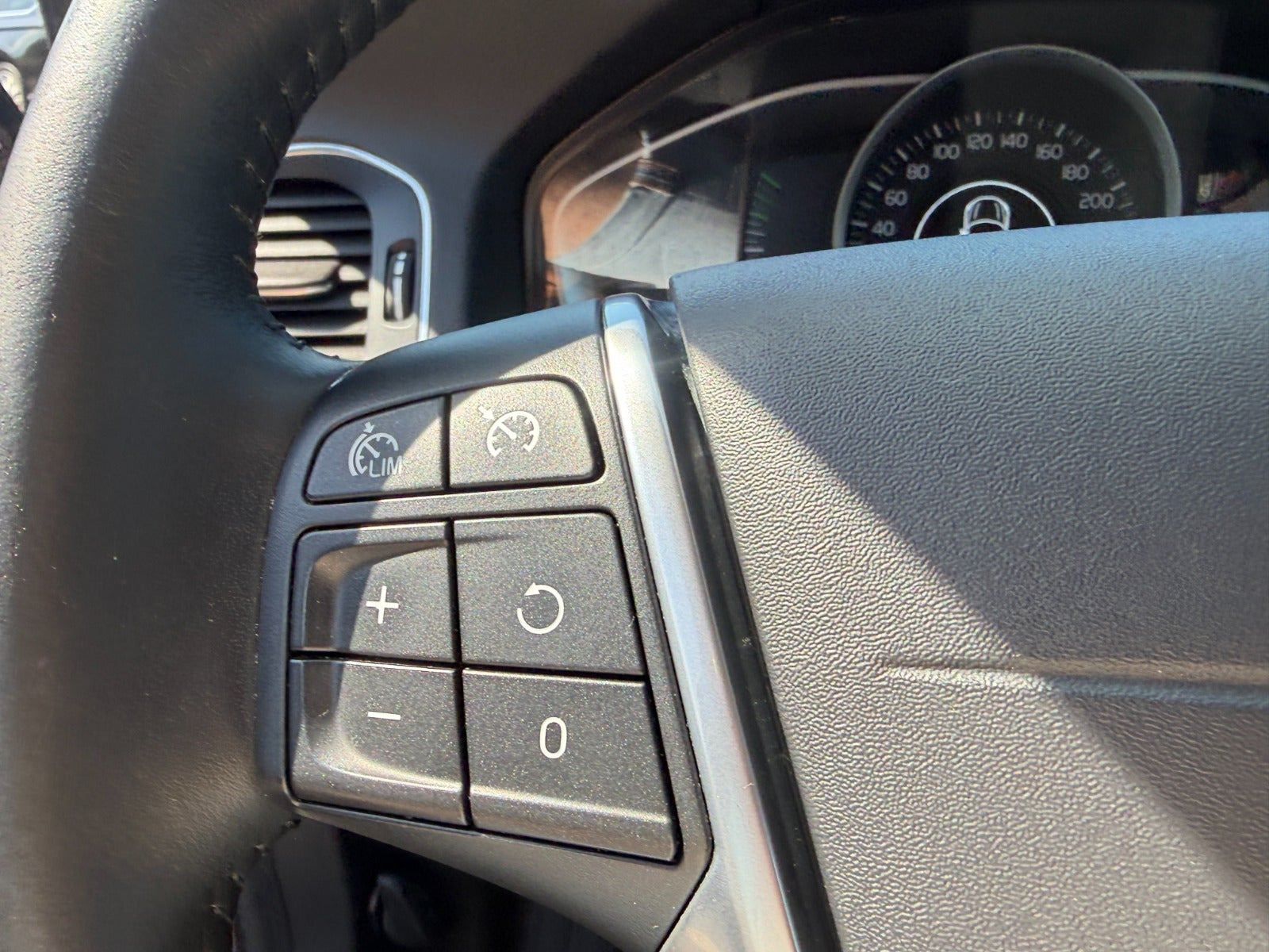 undefined Volvo V60 fra 2016