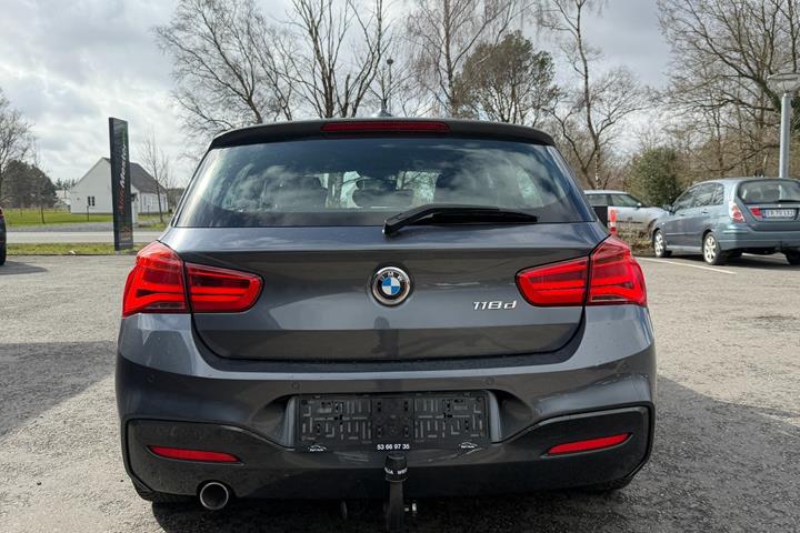 Sort BMW 118d fra 2019