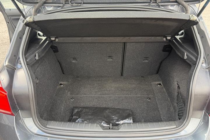 Sort BMW 118d fra 2019