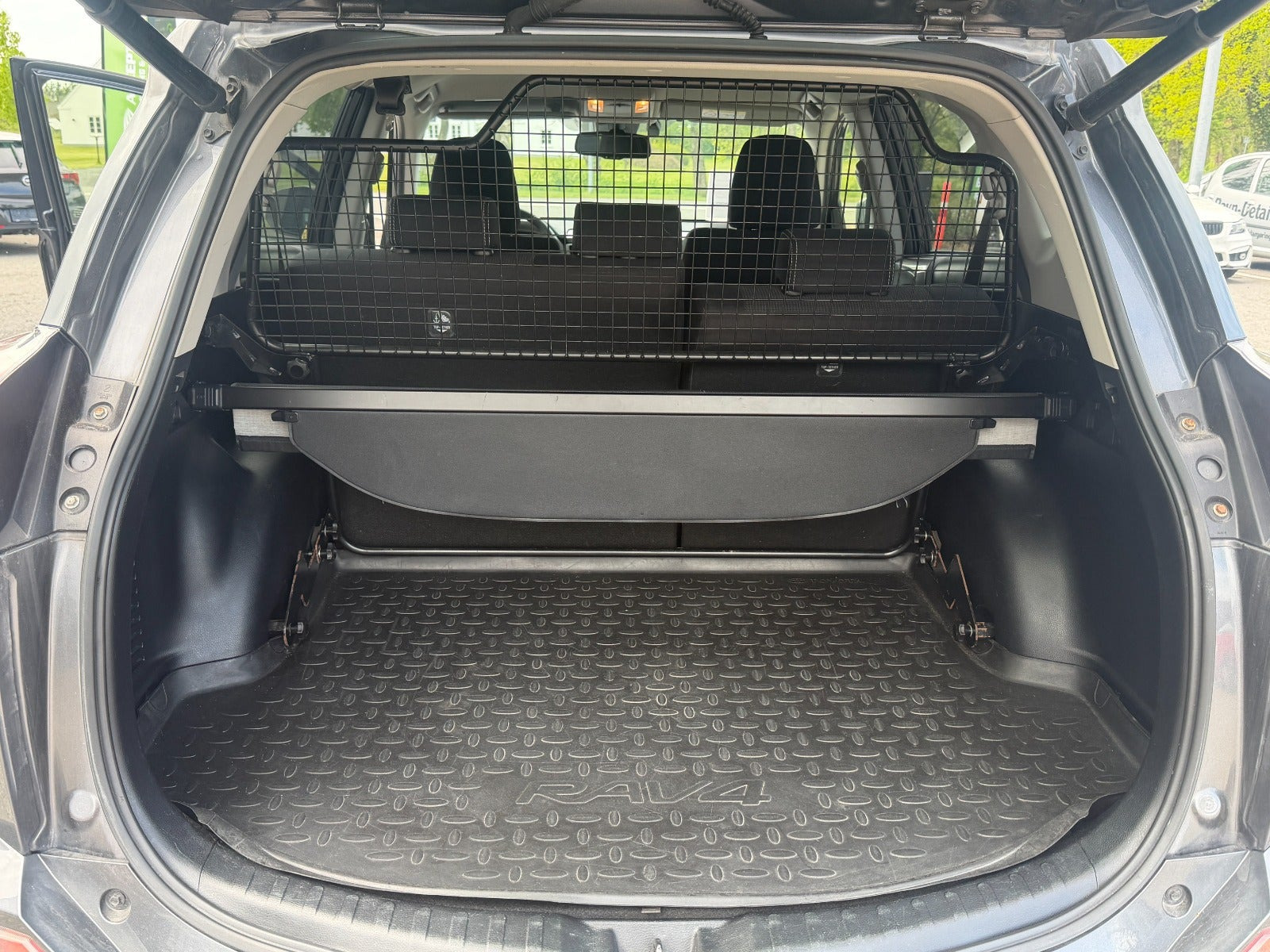 undefined Toyota RAV4 fra 2017