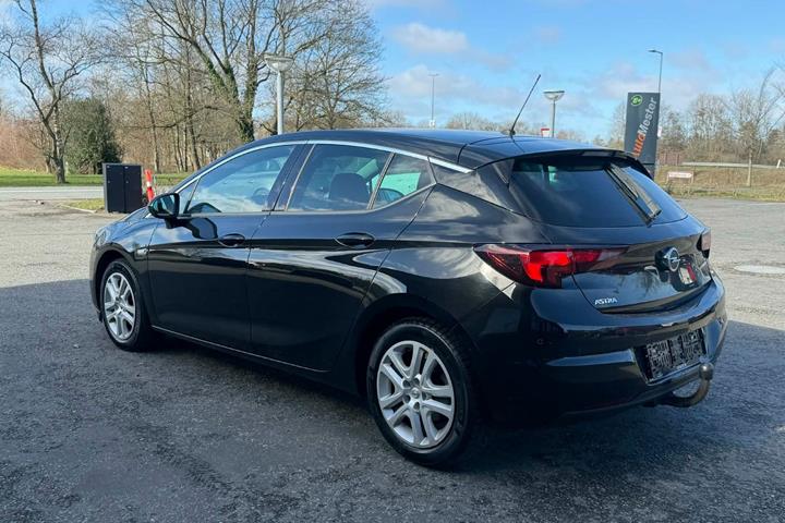 undefined Opel Astra fra 2020