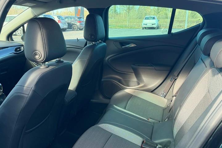 undefined Opel Astra fra 2020