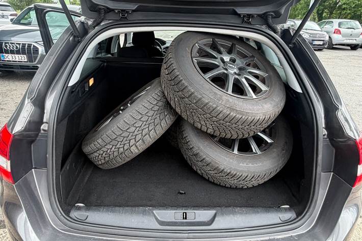 undefined Peugeot 308 fra 2016