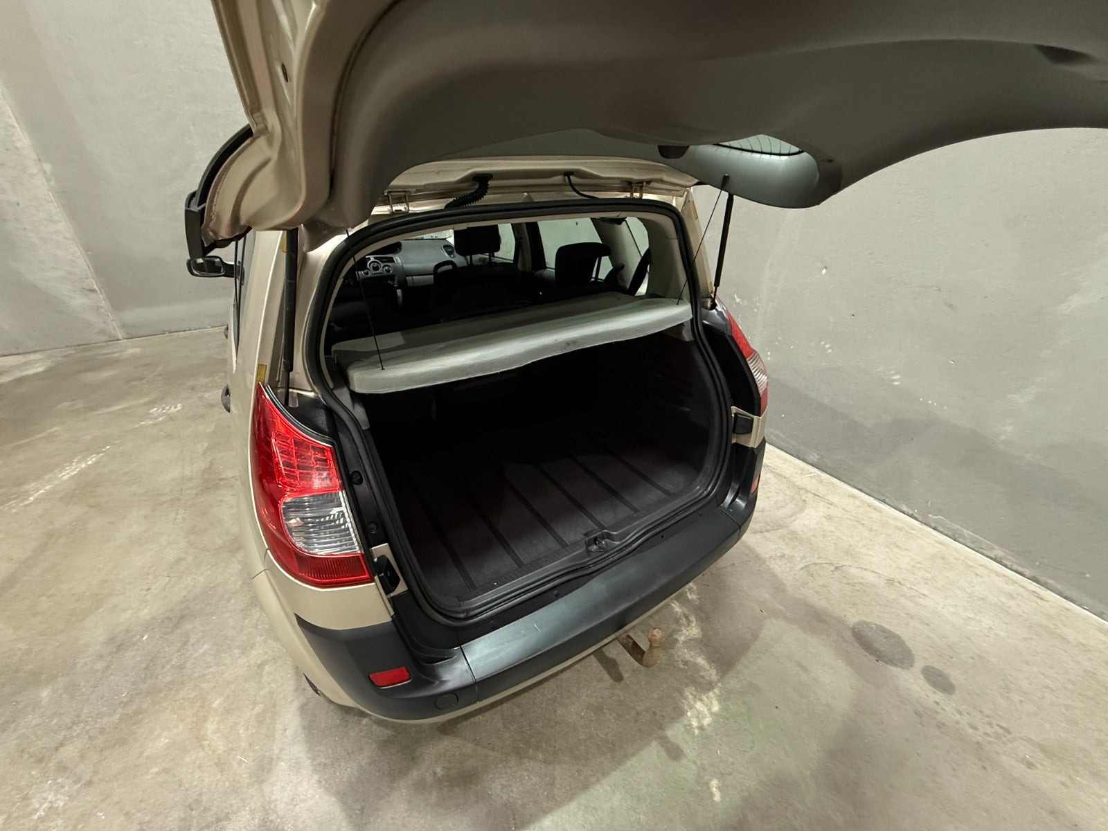 undefined Renault Scenic II fra 2007