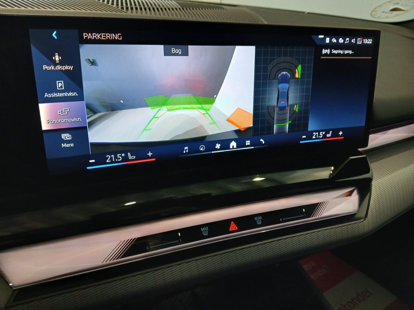 Sort BMW i5 fra 2025