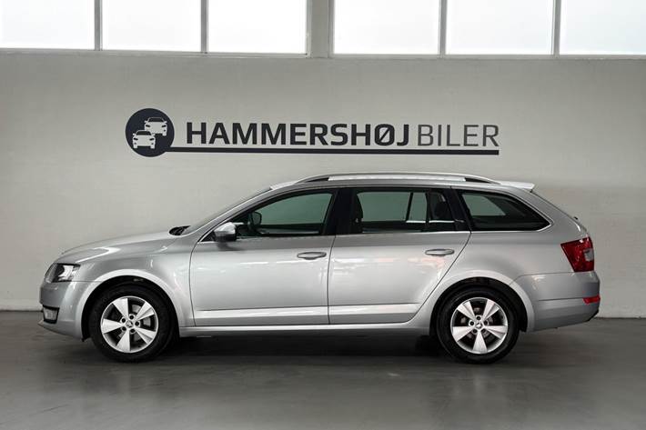 Sølv Skoda Octavia fra 2016