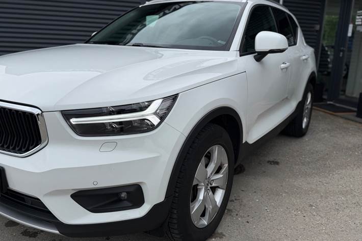 Hvid Volvo XC40 fra 2018