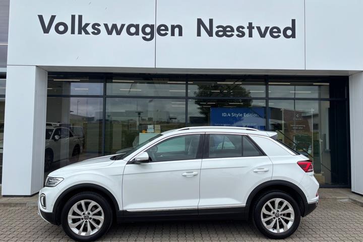 Hvid VW T-Roc fra 2022
