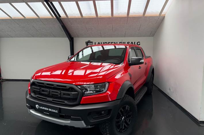 Rød Ford Ranger fra 2022