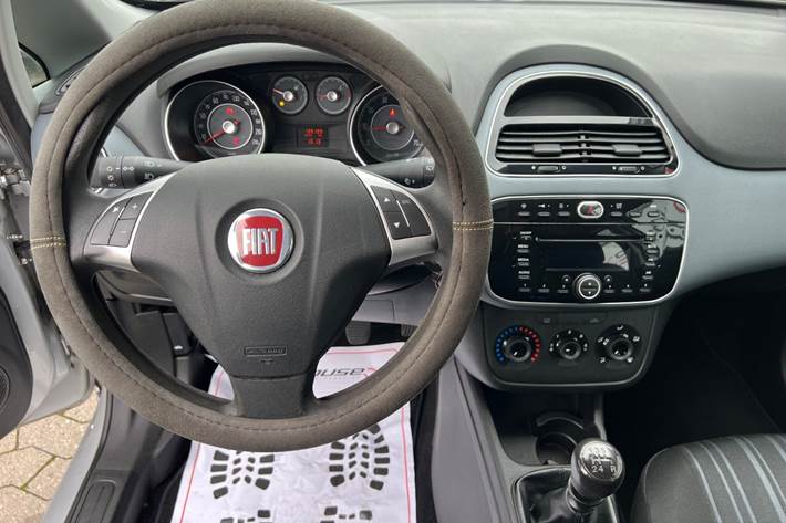 Sølv Fiat Punto Evo fra 2010