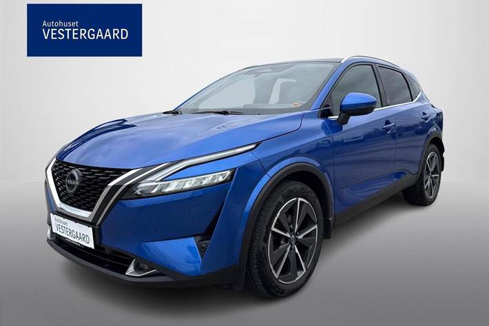 Blå Nissan Qashqai fra 2023