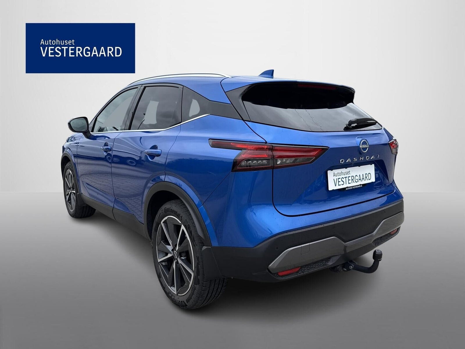 Blå Nissan Qashqai fra 2023