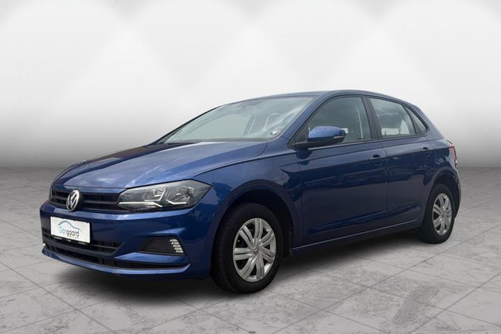 Blå VW Polo fra 2018 set udefra
