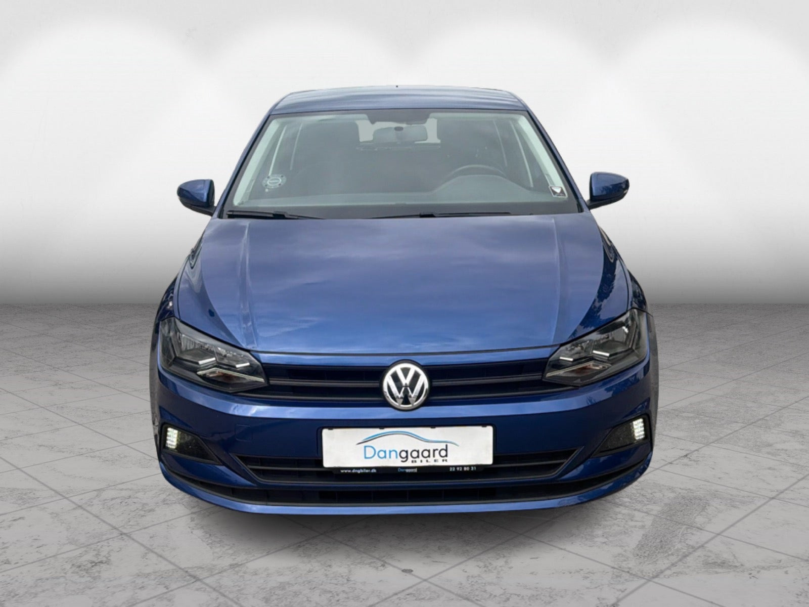 Blå VW Polo fra 2018