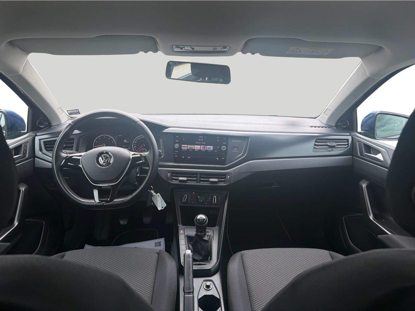 Blå VW Polo fra 2018