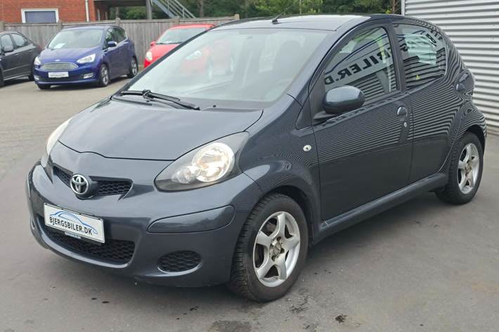 undefined Toyota Aygo fra 2011