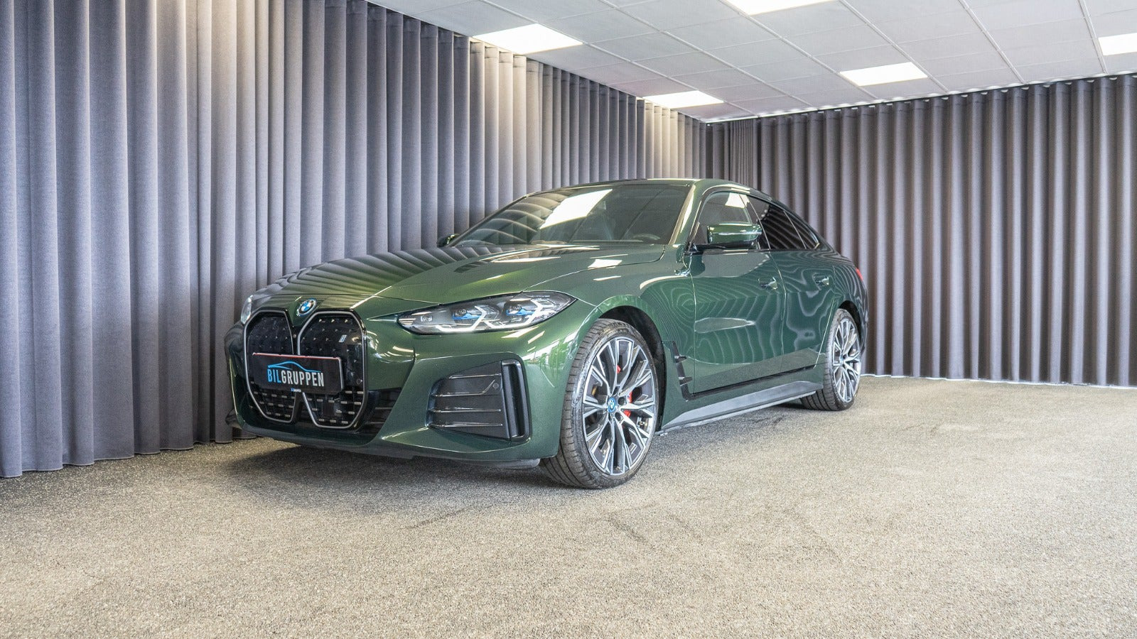 Grøn BMW i4 fra 2023