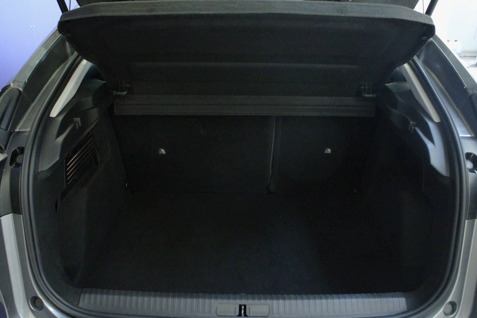 Grå Citroën ë-C4 fra 2024