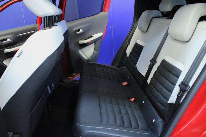 Rød Citroën e-C3 Aircross fra 2025
