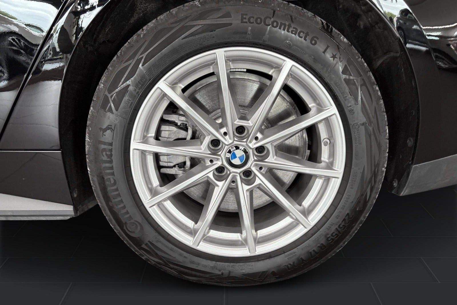 Sort BMW i4 fra 2025
