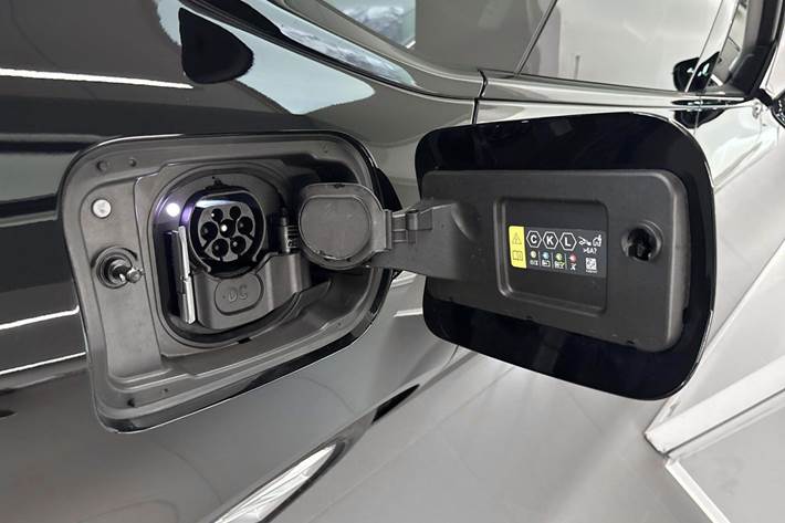 Sort BMW i4 fra 2025