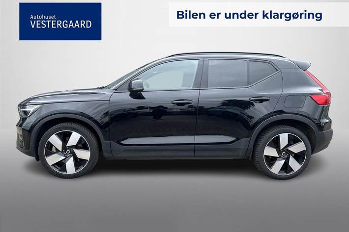Sort Volvo XC40 fra 2023