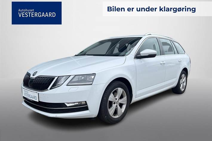 Hvid Skoda Octavia fra 2020