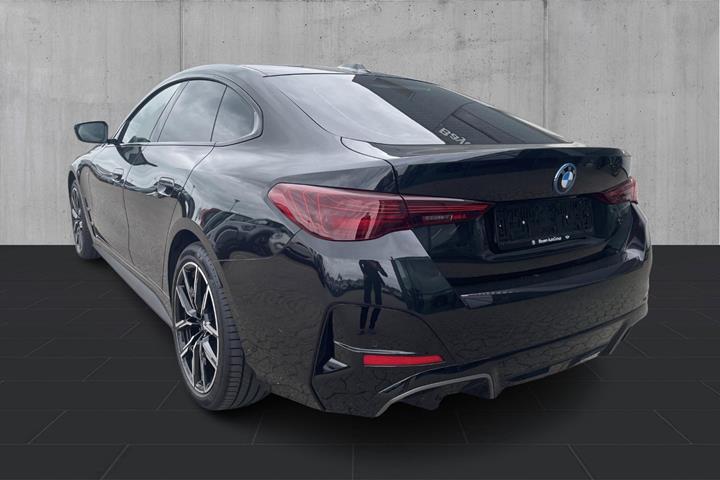 Sort BMW i4 fra 2026