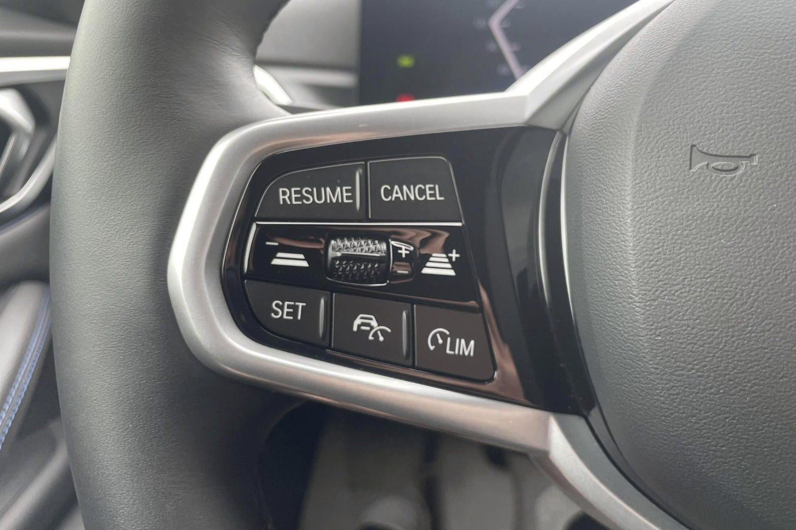 Sort BMW i4 fra 2026