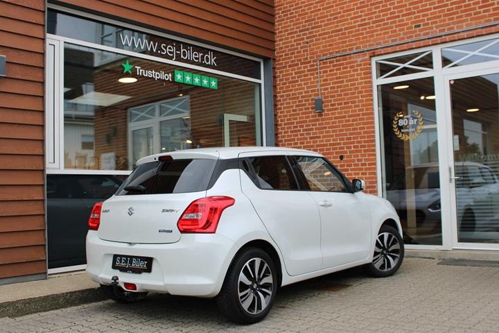 Hvid Suzuki Swift fra 2020