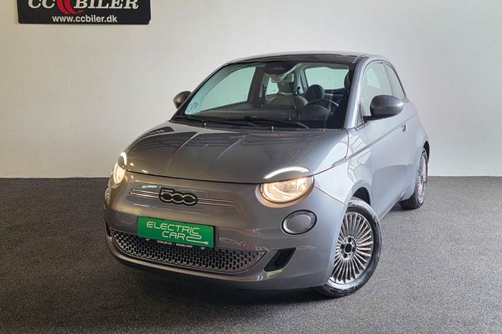Grå Fiat 500e fra 2022