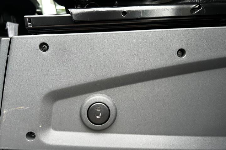 Hvid Opel Movano 35 fra 2026