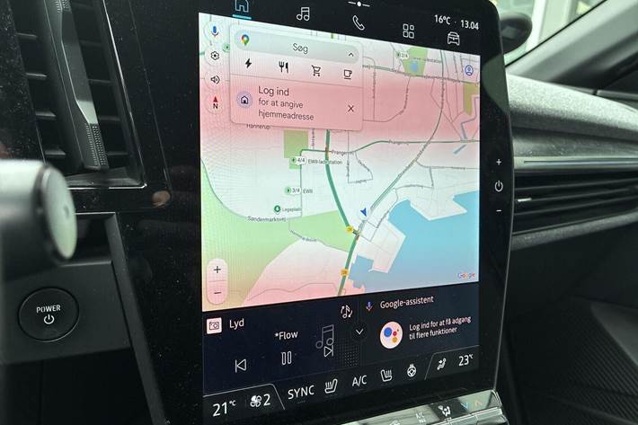 Rød Renault Megane E-Tech fra 2022