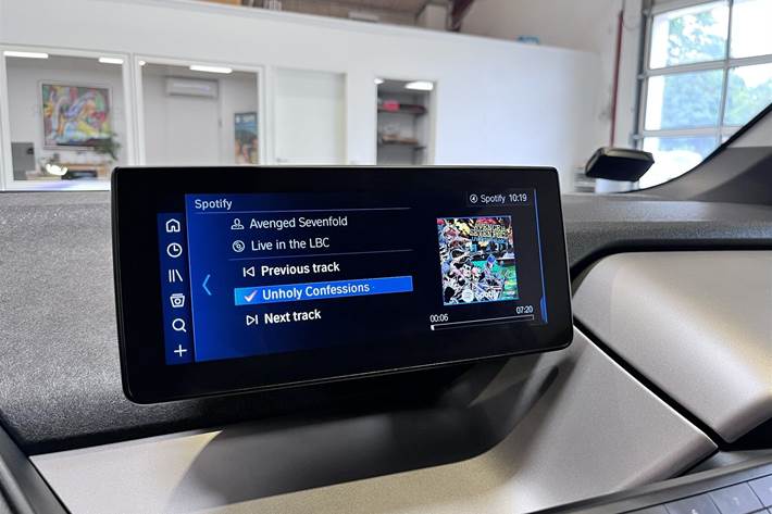 Sort BMW i3 fra 2019