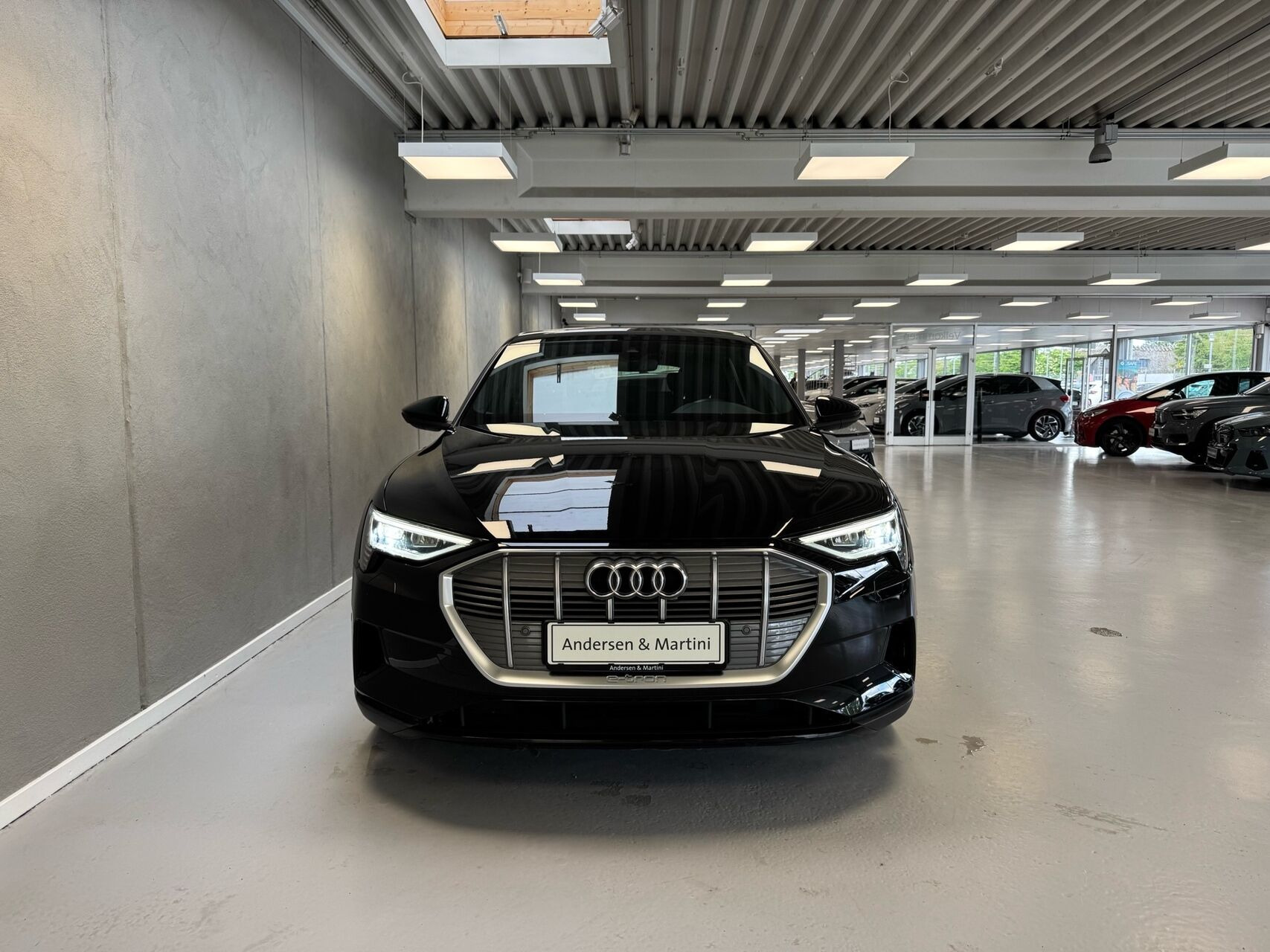 Sort Audi e-tron fra 2022