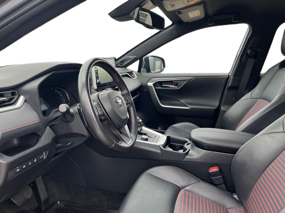 Grå Toyota RAV4 Plug-in fra 2021
